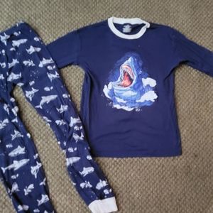 ☆•Boys Shark Winter Pajamas •Size:12•☆